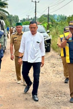 Wabup Tulang Bawang Dampingi Gubernur Lampung Tinjau Ruas Jalan Rawajitu, Percepatan Perbaikan Dimulai April 2026