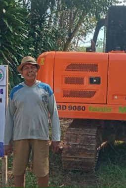 Jalan Usaha Tani di Kampung Karya Murni Jaya Diperbaiki, Akses Petani Kini Lebih Lancar